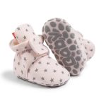 chausson bébé tendance à scratch