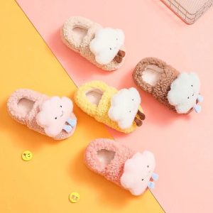 chausson enfant nuage