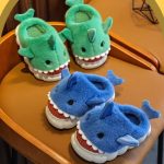 chausson enfant requin