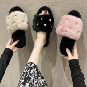 chausson fourrure et perle
