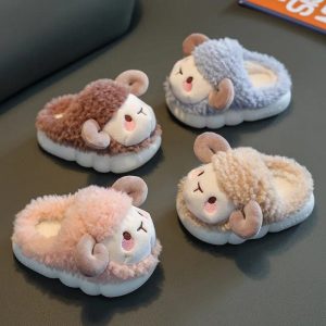 chaussons enfant mouton