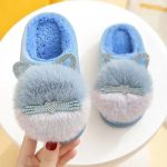chaussons mignons en forme de chat