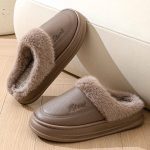 pantoufle cuir PU pour adulte